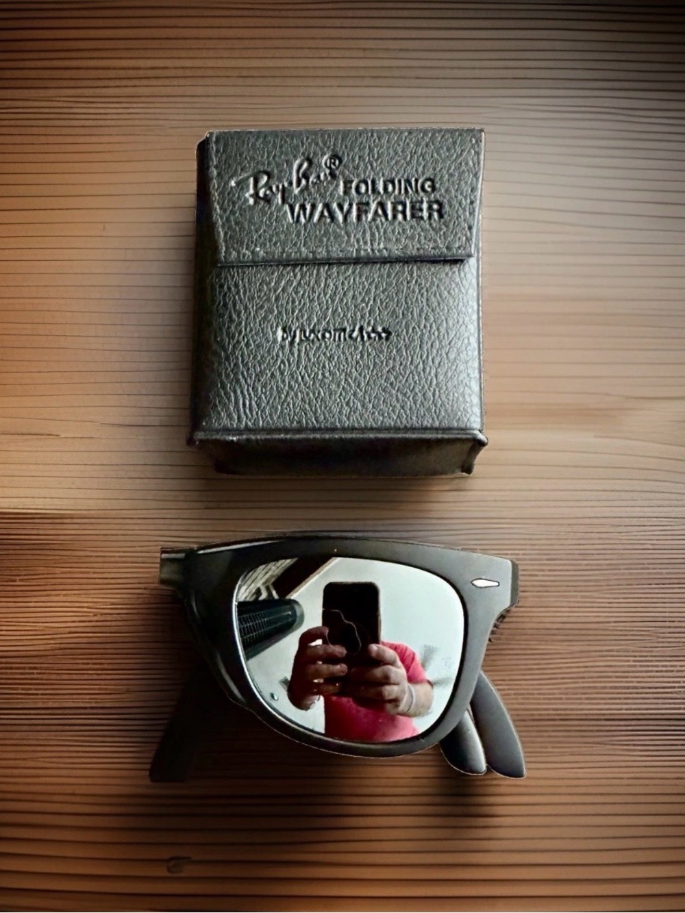 NWT Ray-Ban Folding Wayfarer RB4105 Black Silver Mirror 50mm - Picture 13 of 17